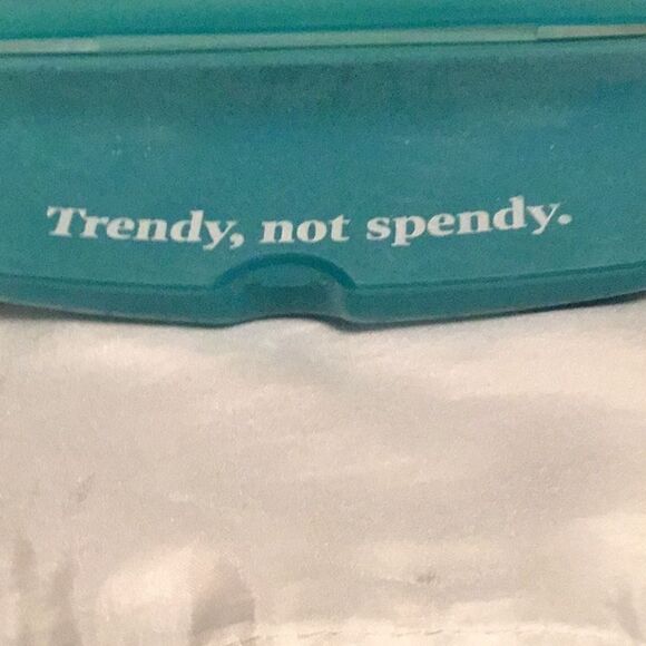 Zenni Womens Red Sunglasses - Picture 4 of 4